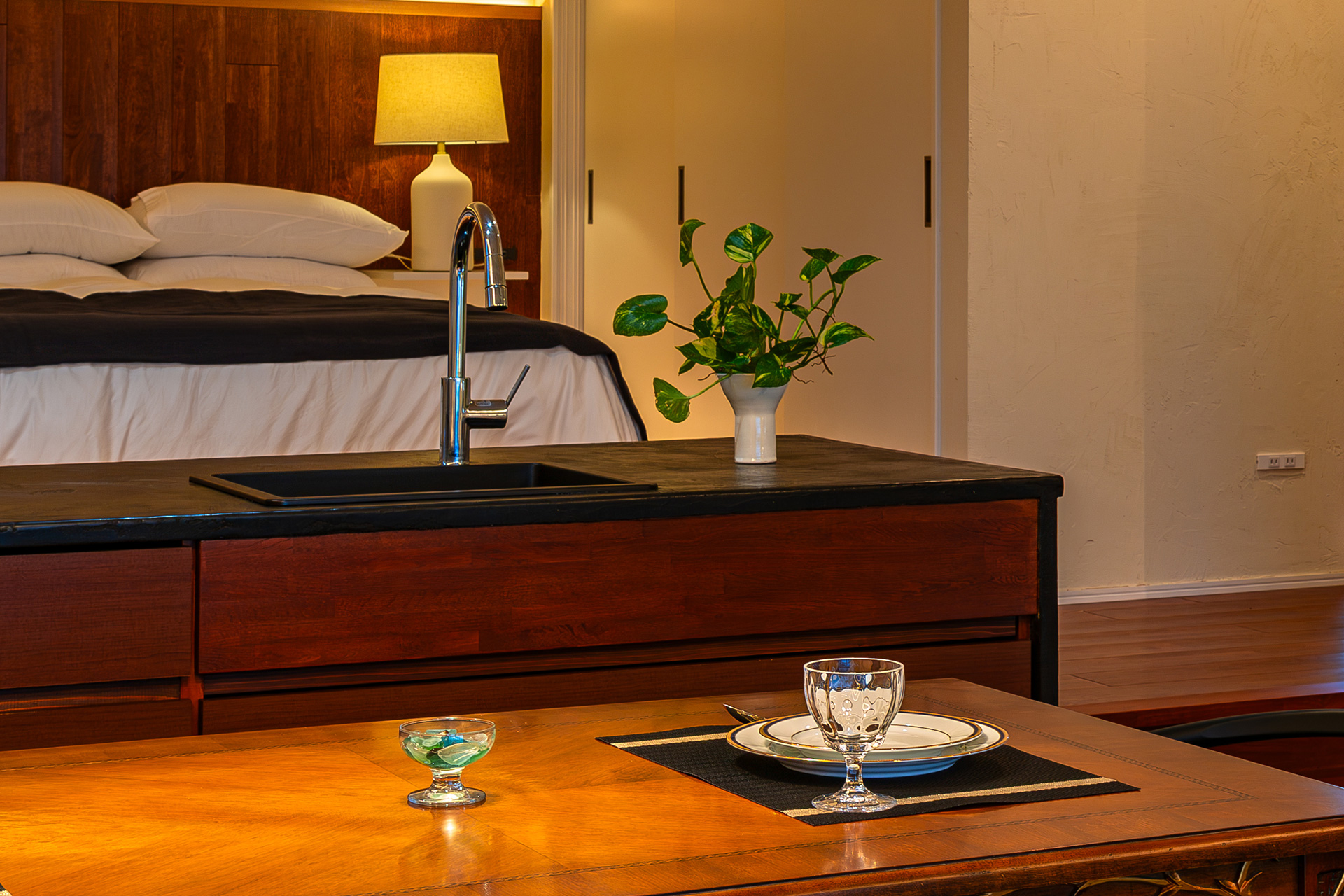 dining-bed
